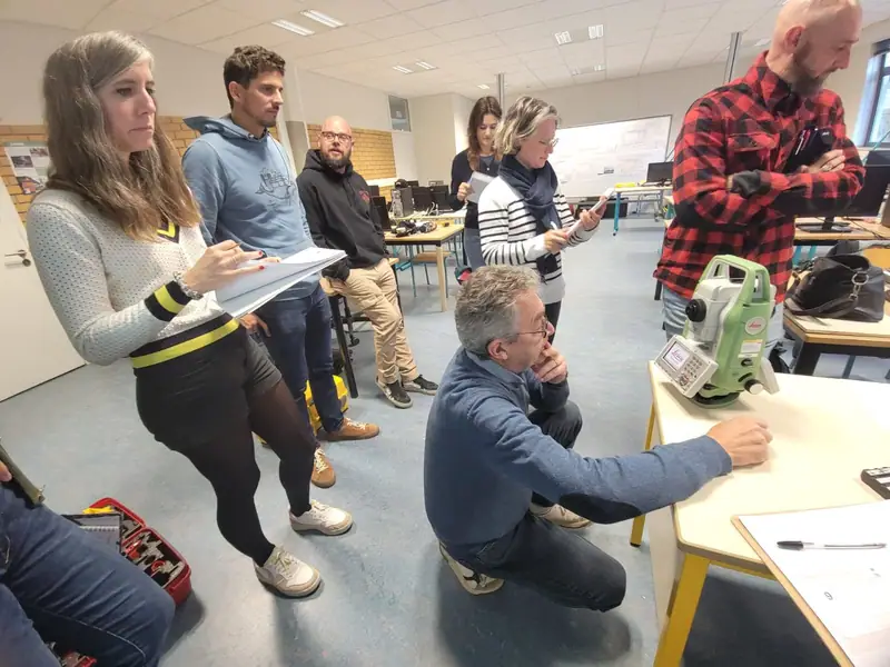 Groupe de stagiaires en session de formation