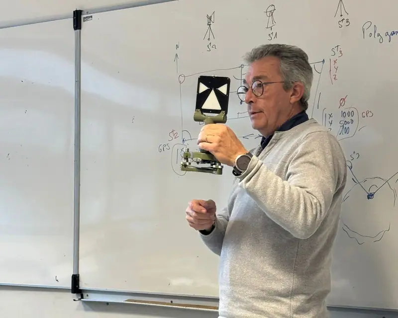 Séance de formation : présentation d'un appareil de terrain